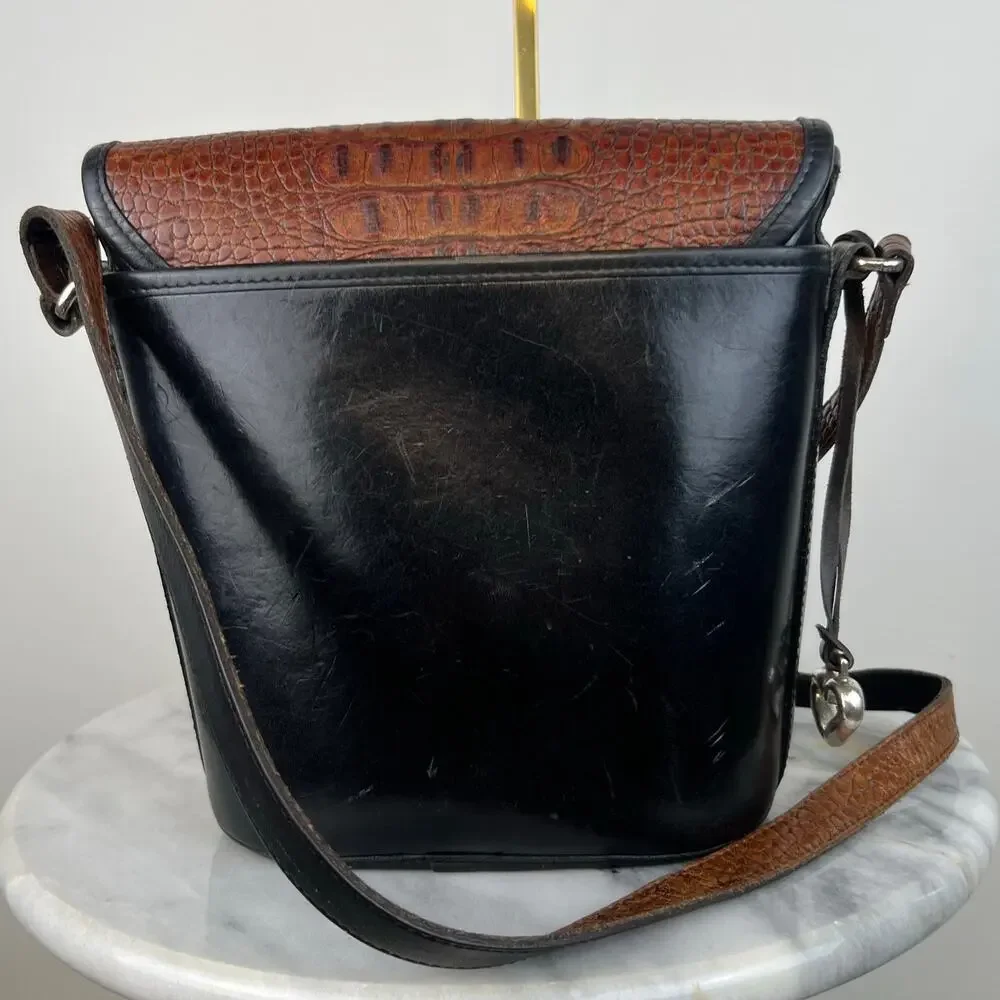 Vintage Brighton Black Leather Croc Embossed Buckle Crossbody Purse Bucket Bag
